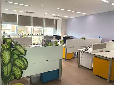 Corporate Branch For rent in Southern 90th St., 90th Street, 350 sqm