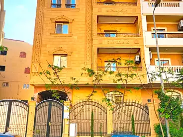 Apartments For rent in Abo El Hawl 3, Gardenia Heights - Abo El Hawl, 200 sqm
