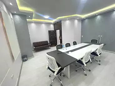 in Northern 90th St., 90th Street, 200 sqm