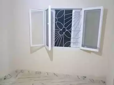 عقارات للإيجار في البيطاش، العجمي، 90 متر