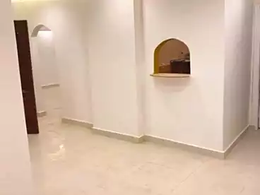 شقق للبيع في اللبيني، فيصل، 180 متر