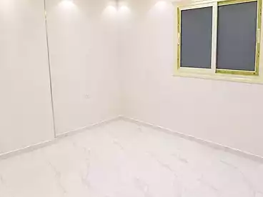 شقق للبيع في اللبيني، فيصل، 160 متر