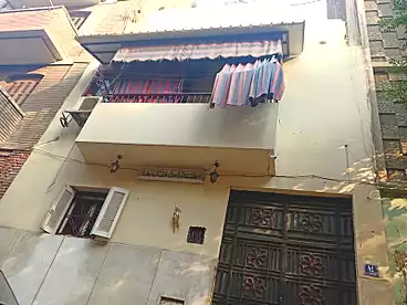 Building For sale in El Teraah El Bolakia, Shoubra, 80 sqm