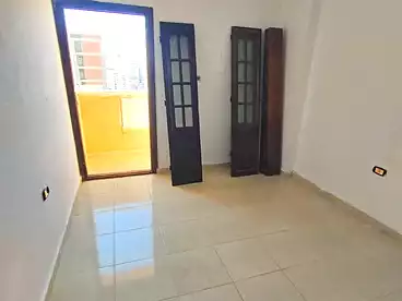 Apartments For rent in Eskot, New Miami, 110 sqm