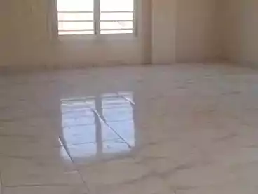 عقارات للإيجار في الحي الثالث، الهضبة الوسطى، 200 متر