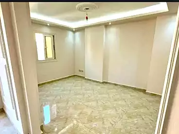 شقق للإيجار في جناكليس، الاسكندرية، 220 متر