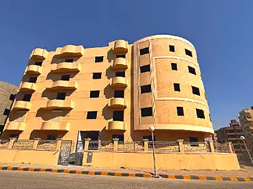 في الخمائل، كمبوند بالشيخ زايد، 170 متر