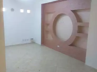 Apartments For sale in Ismael Kamel St., Helwan El Sharkeya, 165 sqm