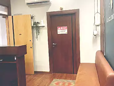 عيادات للبيع في الأسواق والمولات، الرحاب، 94 متر