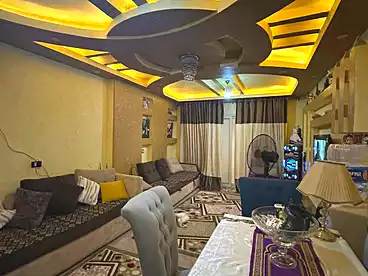 للبيع في شارع الأربعين، جسر السويس، 110 متر
