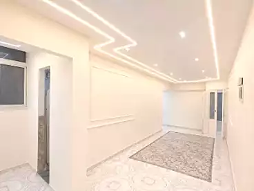 شقق للبيع في شارع خالد بن الوليد، سيدي بشر بحري، 140 متر