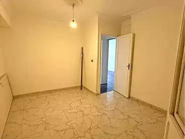 عقارات للبيع في شارع عبد السلام عارف، سيدي بشر بحري، 170 متر