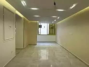 شقق للبيع في شارع الجمهورية، مدينة المنصورة، 200 متر