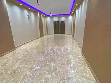 شقق للإيجار في شارع المجزر الالي، اللبيني، 200 متر