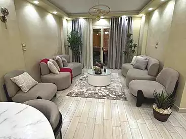 عقارات للبيع في شارع إسماعيل الفنجري، ألف مسكن، 150 متر