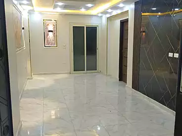 شقق للإيجار في شارع الشهيد احمد حمدي، الطوابق، 130 متر