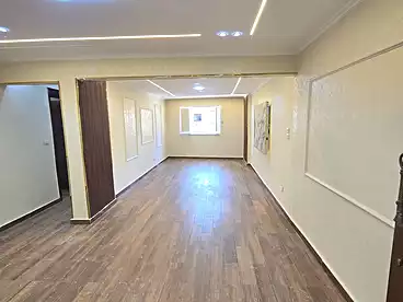 Apartments For sale in Iskandar Ibrahim St., Miami, 90 sqm