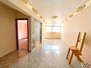 Apartments For sale in Gamal Abdel Nasser St., Miami, 85 sqm