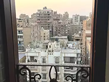 شقق للإيجار في شارع محمود غنيم، المنطقة السادسة، 320 متر