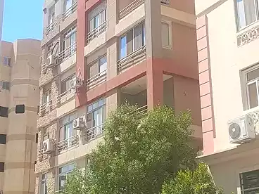 Apartments For sale in 3rd Neighborhood, El Hadabah El Wosta, 130 sqm