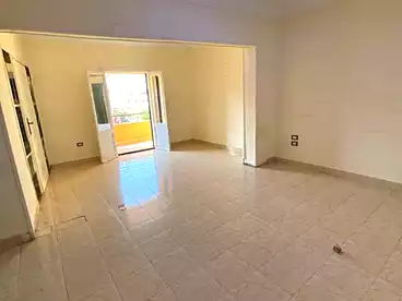 عقارات للإيجار في شارع الهرم، الهرم، 100 متر