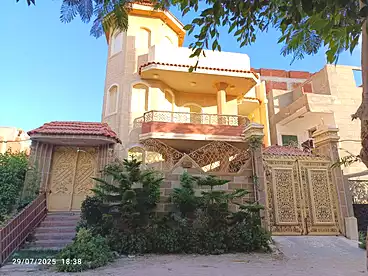 House / Home For sale in Abu Yusuf, Al Agamy, 250 sqm