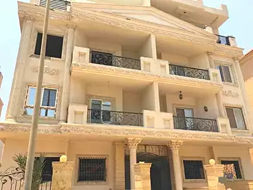 عقارات للبيع في شارع الشيخ عبد العزيز جاويش، النرجس 2، 215 متر