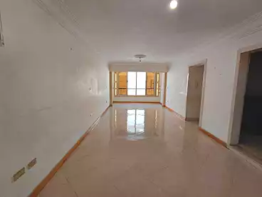 Apartments For rent in Moharram Bey, Alexandria, 122 sqm