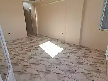 شقق للإيجار في شارع جمال عبد الناصر، ميامي، 100 متر