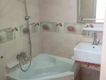 شقق للبيع في شارع محمود العيسوي، ميامي، 120 متر