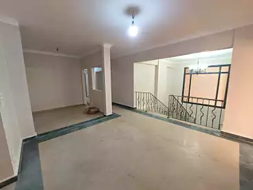 عقارات للإيجار في شارع سيد زكريا، شيراتون، 400 متر