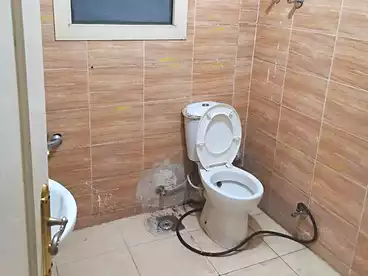 عقارات للإيجار في طريق كعبيش، فيصل، 90 متر