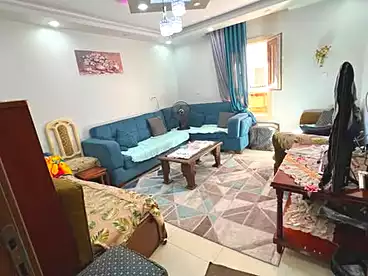 شقق للبيع في شارع البشوات، بيانكي، 200 متر