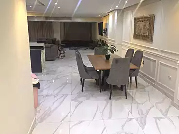شقق مفروشة للبيع في المهندسين، القاهرة الكبرى، 285 متر