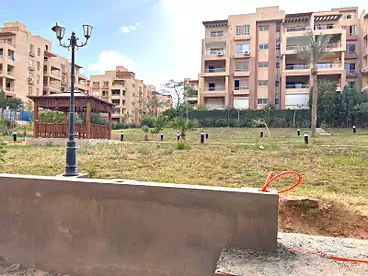 شقق للبيع في كمبوند جاردن هيلز - المصرية العربية للانشائات، كمبوند في ٦ اكتوبر، 200 متر