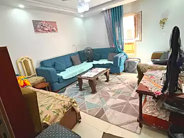 شقق للبيع في شارع البشوات، بيانكي، 200 متر