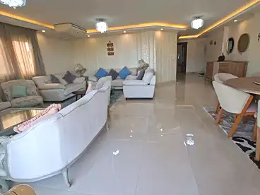 Residential For sale in Morabaa El Wozaraa, Sheraton, 250 sqm