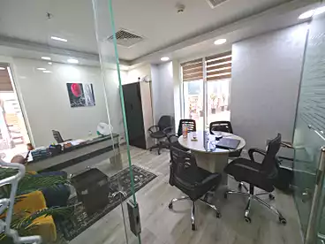 مكاتب للإيجار في تريفيوم سكوير مول - إنماء، كمبوند بالتجمع الخامس، 104 متر