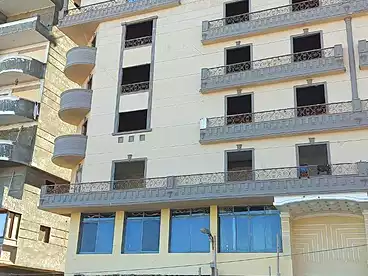 شقق للبيع في كورنيش الوراق، الوراق، 120 متر