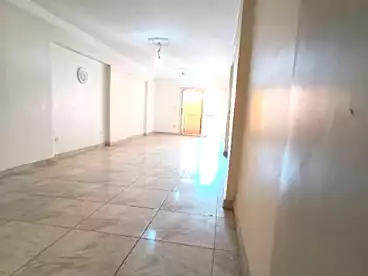 Properties For rent in Gamal Abdel Nasser St., Miami, 140 sqm