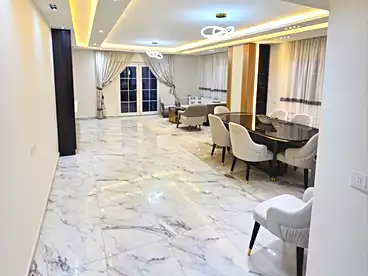 شقق للبيع في شارع سعد زغلول، توريل، 200 متر