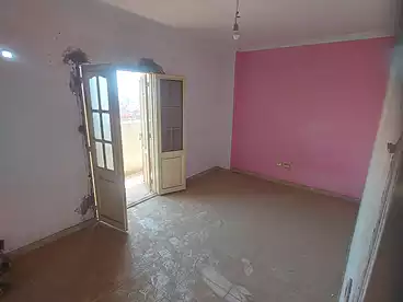 Apartments For sale in El Shareaa El Gharby St., Helwan, 120 sqm