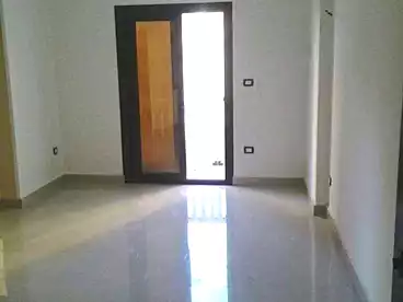 عقارات للبيع في أبو يوسف، العجمي، 100 متر