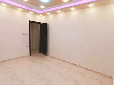 شقق للبيع في البيطاش، العجمي، 120 متر