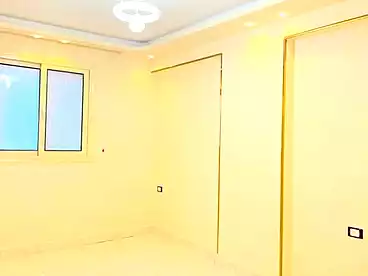 شقق للبيع في شارع فيليب حنا، النعام، 120 متر