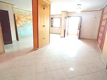 Apartments For rent in Mostafa Fahmy St., Helwan, 150 sqm