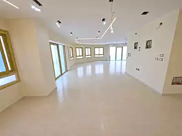 مقر إداري للإيجار في أبراج سما المعادي، كمبوند بالمعادي، 350 متر