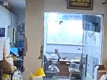 تجاري للبيع في البيطاش، العجمي، 95 متر