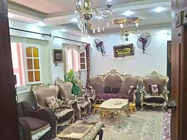 عقارات للبيع في شارع القاعدة، البيطاش، 130 متر