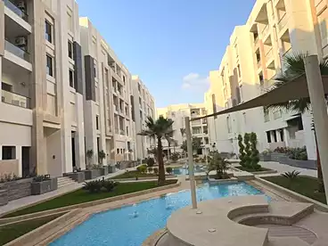 شقق للبيع في كمبوند الجار بريتش ديستريكت، كمبوند بمدينة الشروق، 126 متر